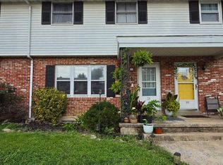 28 Elm View Ct, Wernersville, PA 19565
