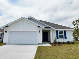 234 Laurel Hill St, Crestview, FL 32539