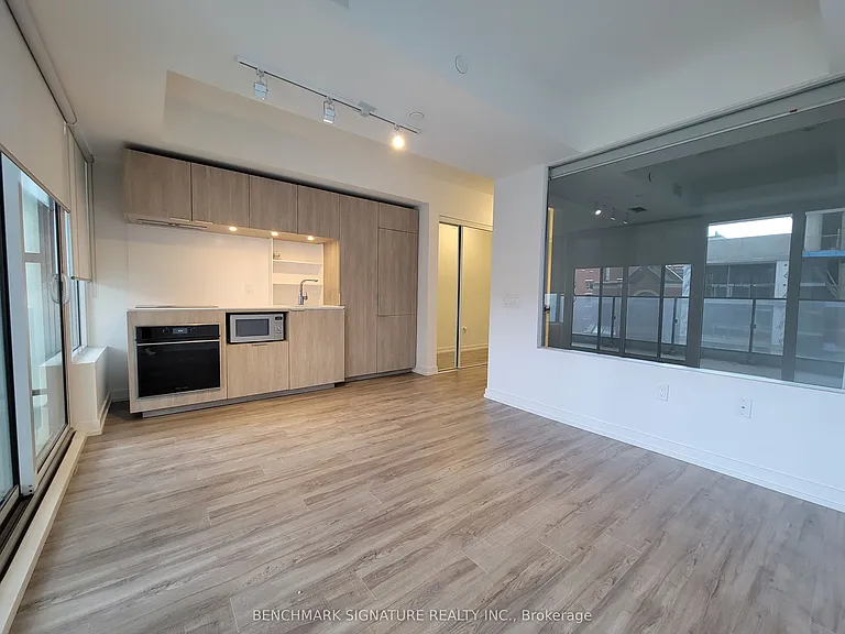 77 Shuter St #607 — Photo 6