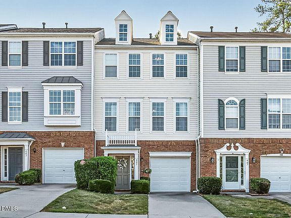 2nd image of 405 Sutter Gate Ln