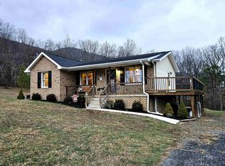 149 Stratus Dr, Cabins, WV 26855