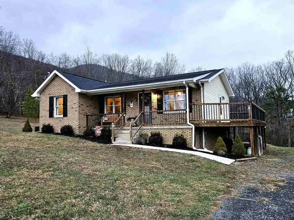 149 Stratus Dr, Cabins, WV 26855