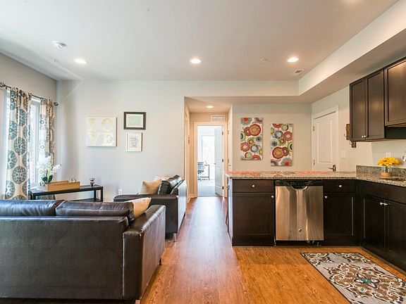 4th image of 545 E Wister St APT 112