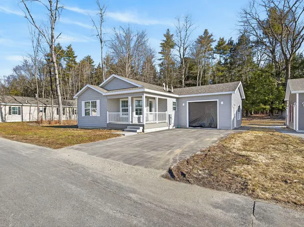 13 Mathew Way, Scarborough, ME 04074