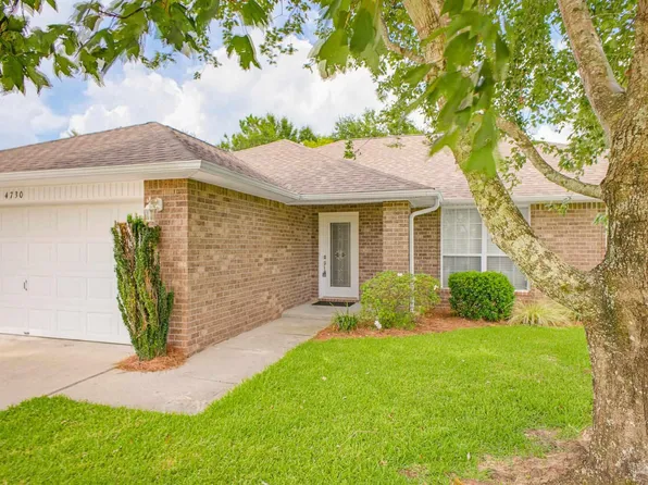 4730 Spears St, Pace, FL 32571