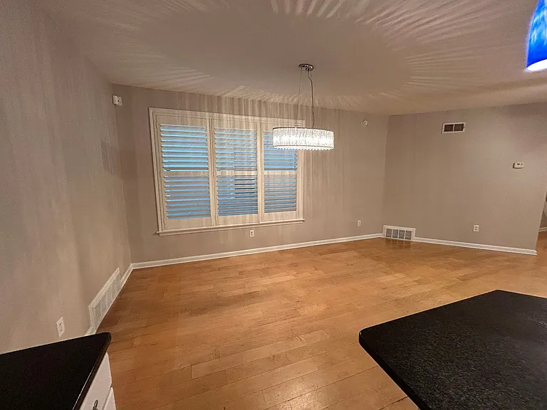 1390 Island Town Dr — Photo 11
