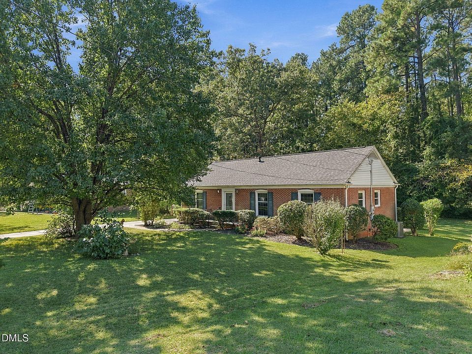 1st image of 130 Larkspur Cir