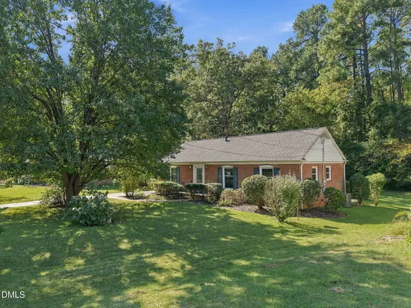 130 Larkspur Cir, Durham, NC 27713