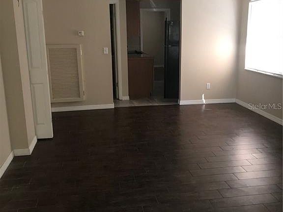 3rd image of 517 S Hyer Ave #5172