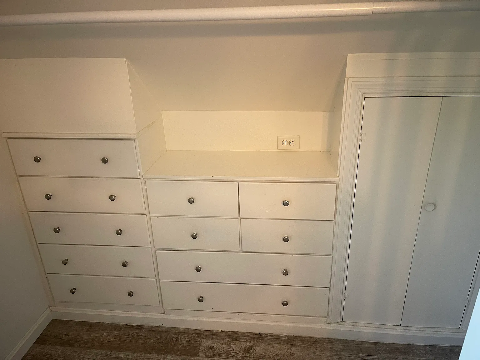 2 bed, 1170 sqft, $1,700 — Photo 2