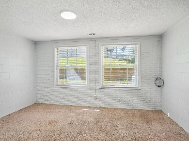 2517 Sylvan Glen Ct — Photo 1