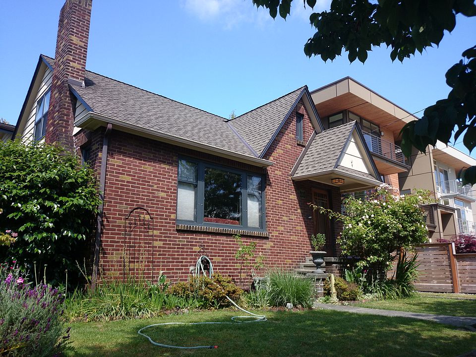 2nd image of 6707 19th Ave NW