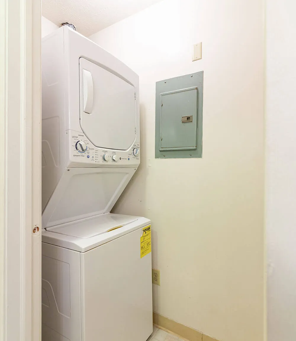 Timbers Apartments — Photo 4