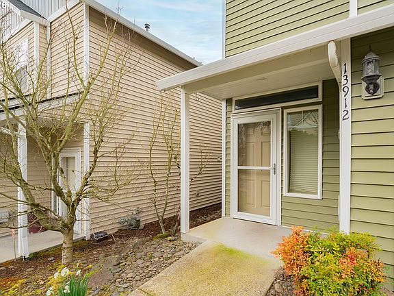 5th image of 13912 NE 23rd Ave