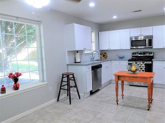 4th image of 12806 Lake Conroe Hills Dr