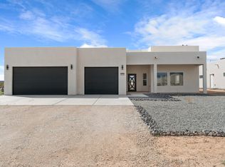 2025 Eucalyptus Rd NE, Rio Rancho, NM 87144