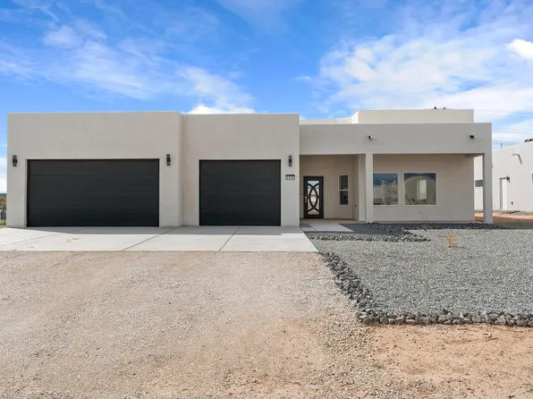 2025 Eucalyptus Rd NE, Rio Rancho, NM 87144
