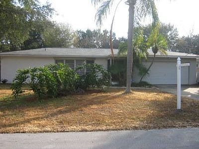 2nd image of 2127 Poinciana Dr