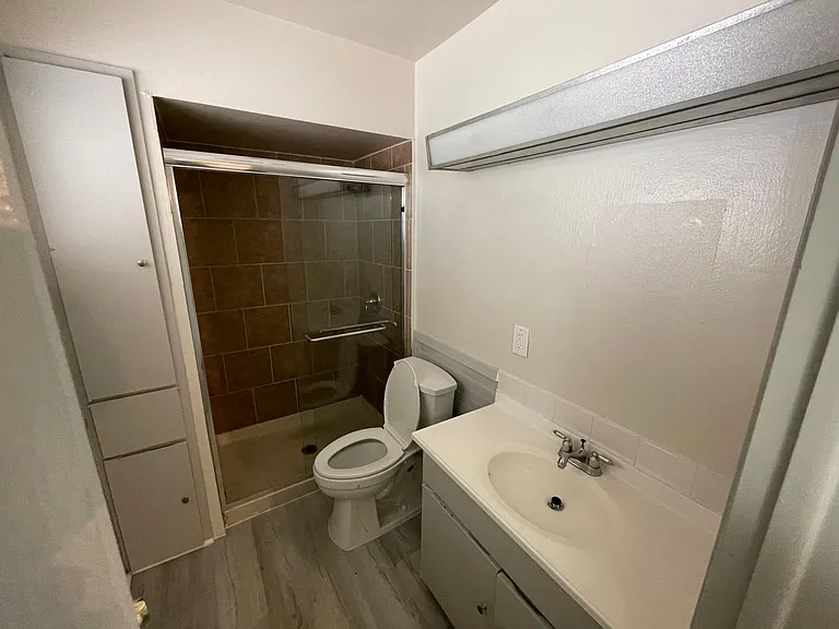 14046 Rolling Hills Ln — Photo 3