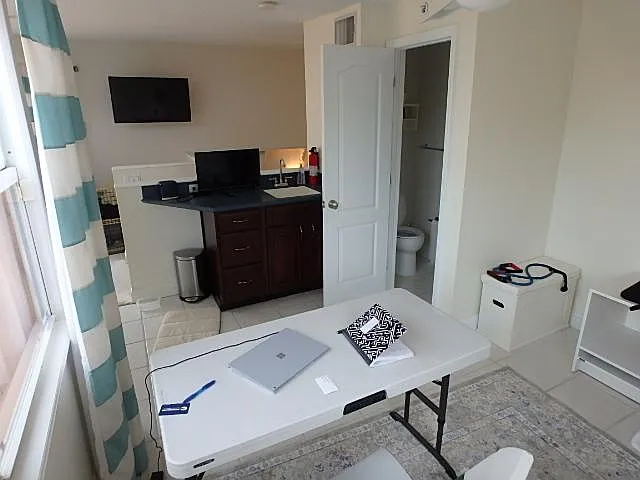 922 N Shore Dr NE — Photo 25