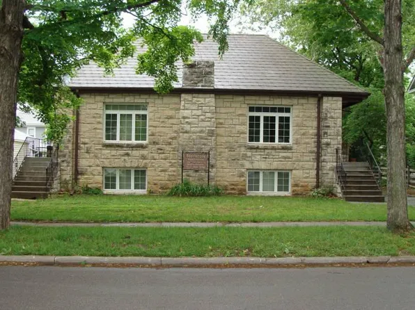 1509 Fairchild Ave, Manhattan, KS 66502