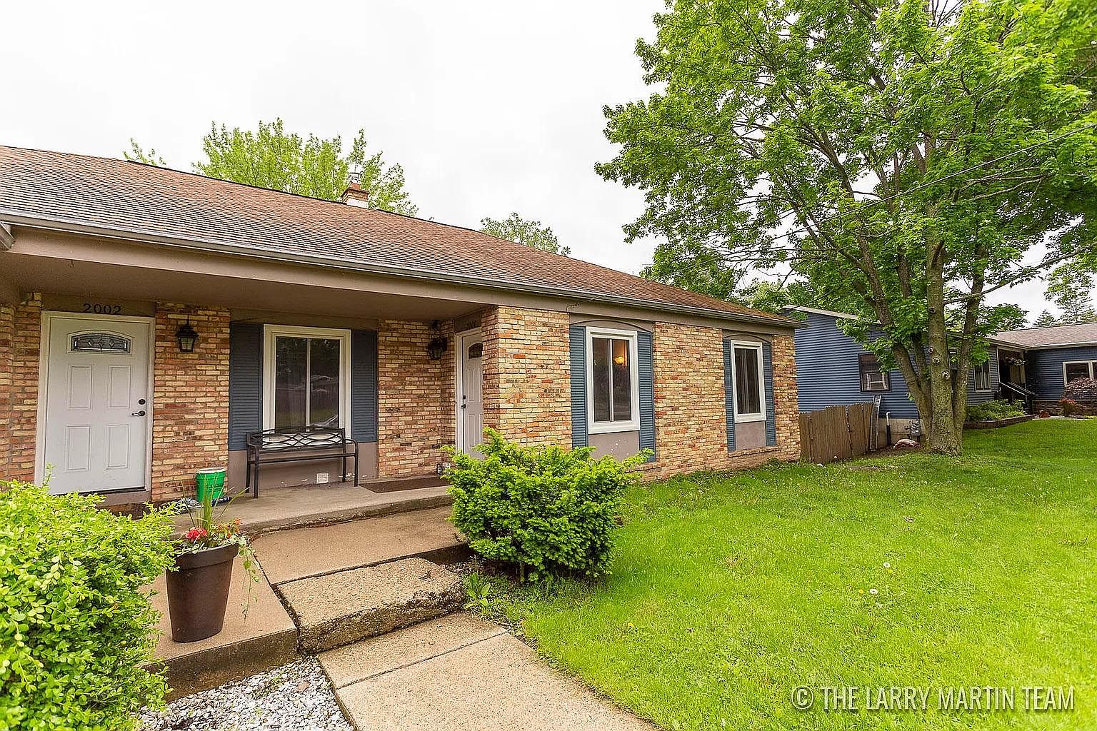 2000 Andrew St SE, Kentwood, MI 49508 Zillow