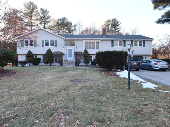 7 Otter Cir, Billerica, MA 01821