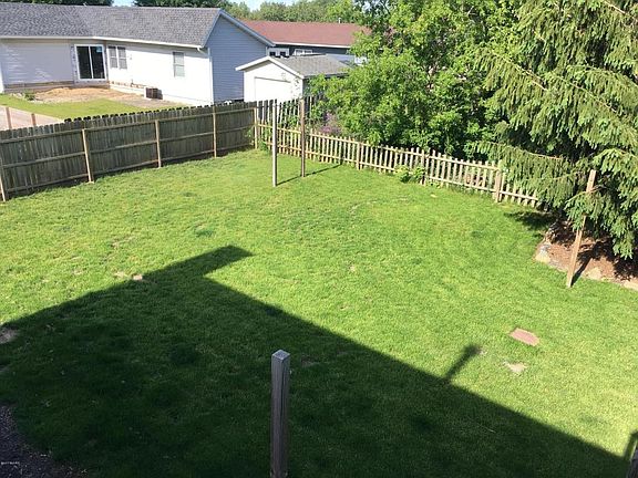 5th image of 5116 Laurelwood Dr