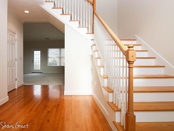 4th image of 3345 Kingsbury Cir