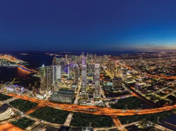 20 NE 11th St #3505, Miami, FL 33132
