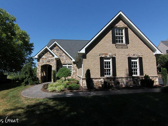 2nd image of 21 Stonegate Dr