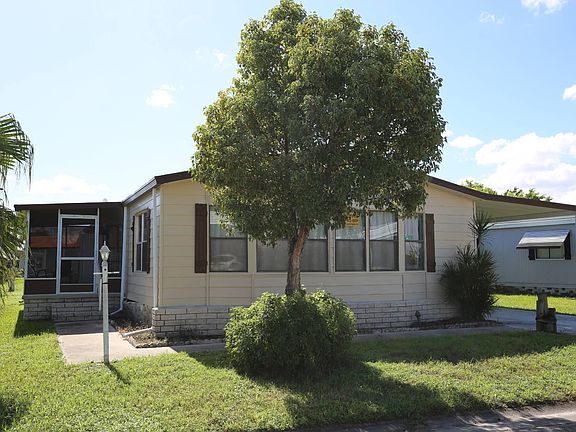 4th image of 8775 20th St Lot 418