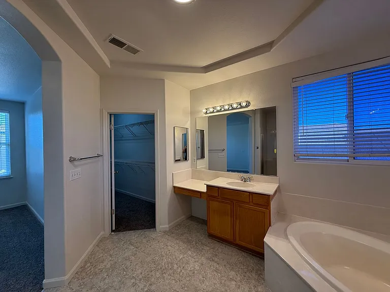 3904 Crescendo Ln — Photo 44