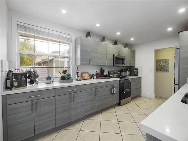 10135 SW 139th Pl — Photo 14