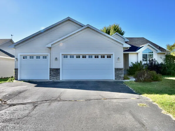 1304 Stone Ridge Rd, Sauk Rapids, MN 56379