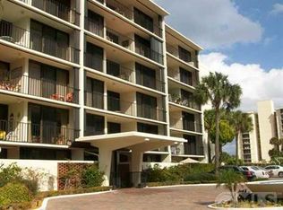 225 Beach Rd APT 102, Tequesta, FL 33469