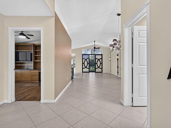 5th image of 8135 Playa Del Sur Boulevard
