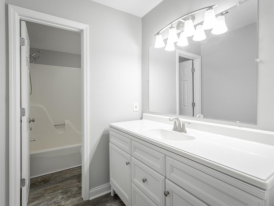 8214 Holly Crest Dr, Chattanooga, TN 37421 Zillow