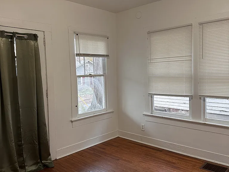 448 Calhoun St NW #A — Photo 9