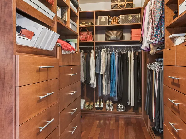 425 5th Avenue image 10 of 25