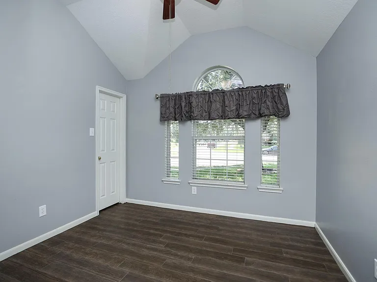 11110 Fall Point Dr — Photo 19