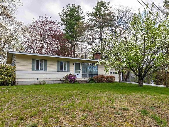 2nd image of 12 Birch Hill Road