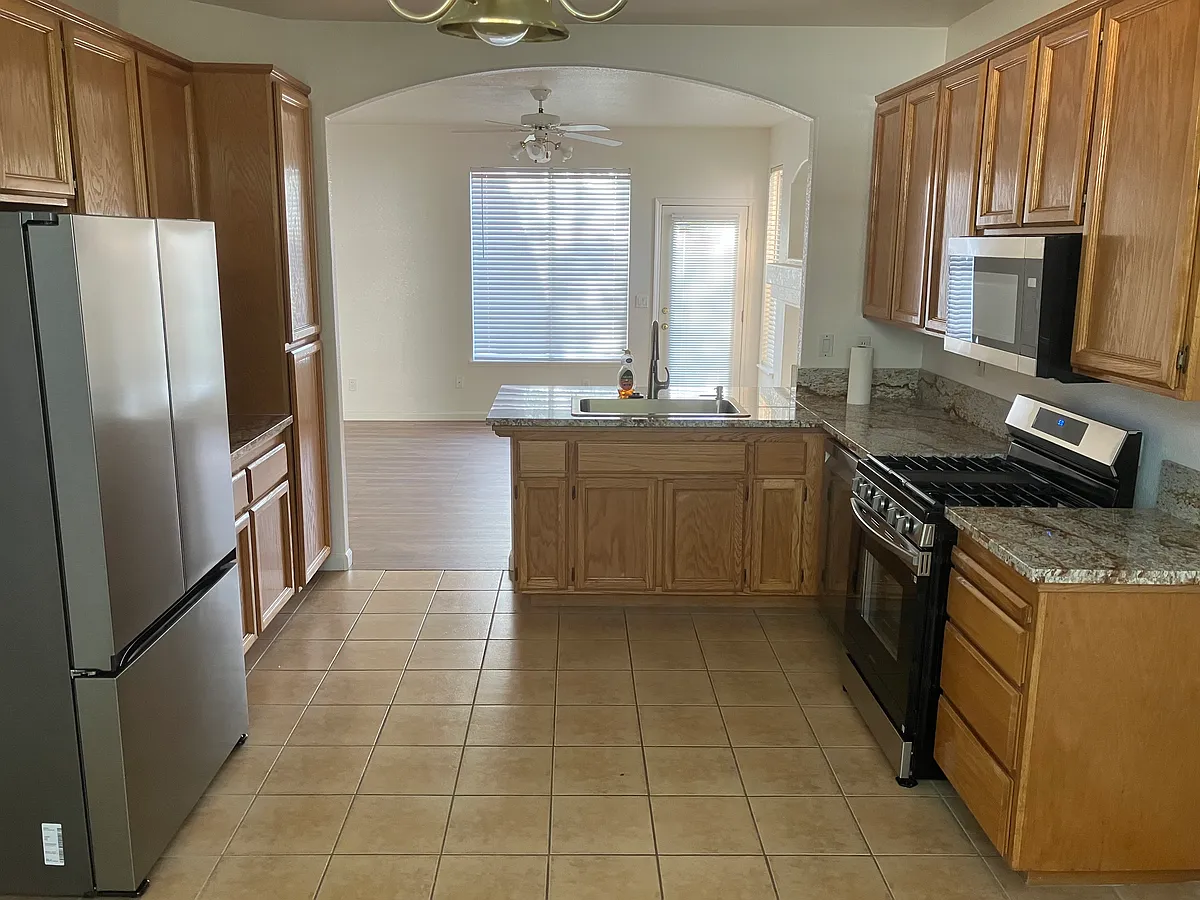 Kitchen - 1903 Ajay Dr