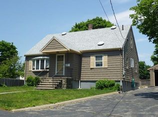 30 Fairview Ave, Swampscott, MA 01907