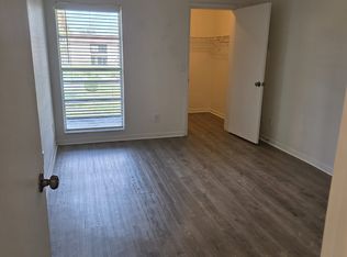 5135 Gemstone Dr APT 204, New Port Richey, FL 34652