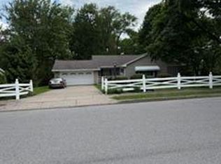 100 Lynndale Rd, Altoona, PA 16602