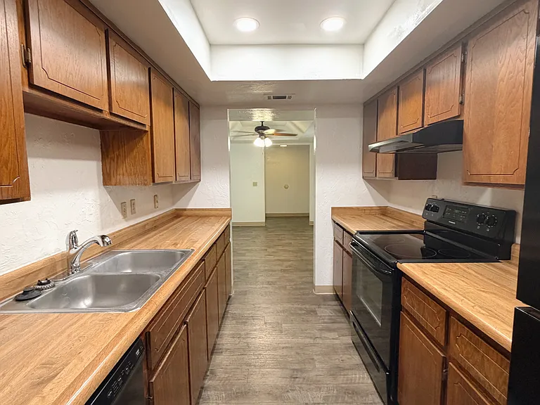 1955 N Horne #103 — Photo 16