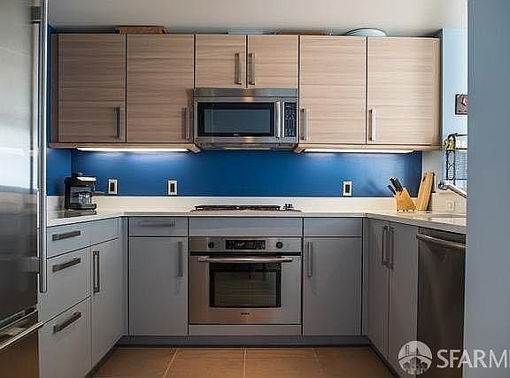 3rd image of 555 4th St Unit 838