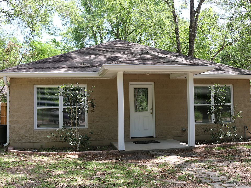 1st image of 55 Lake Ellen Dr