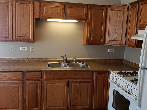 2nd image of 10921 S Keating Ave APT 3S